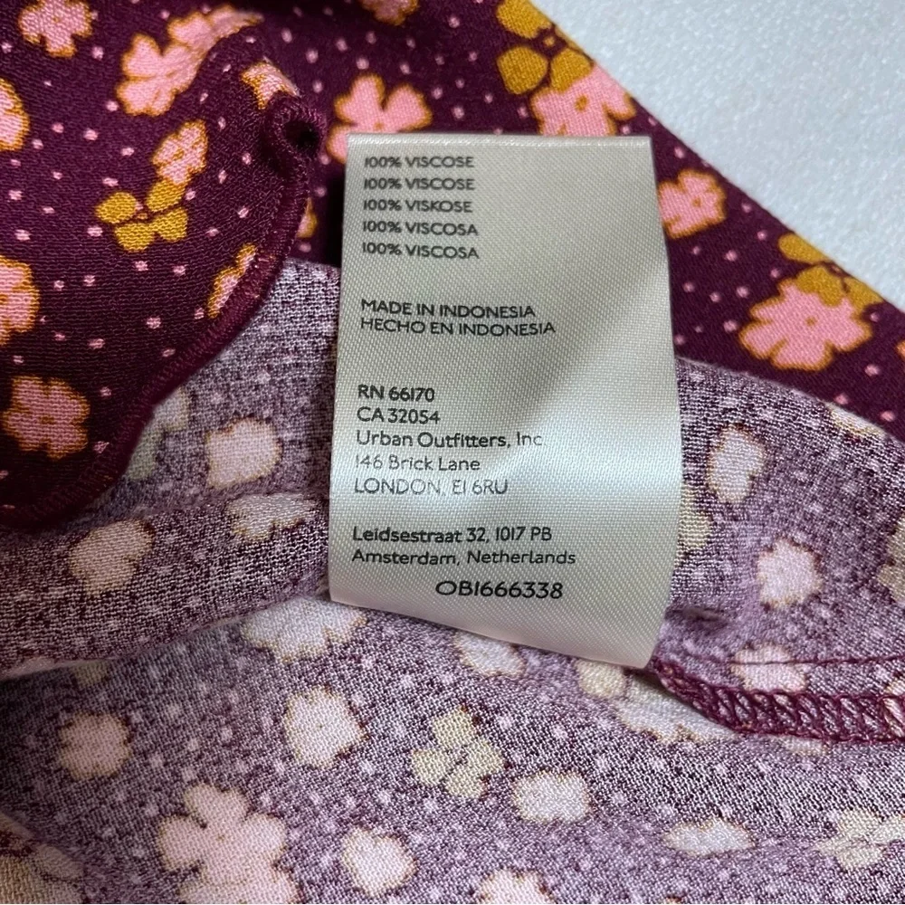 New Free People IRL Mini Plum Floral Skirt Size 2